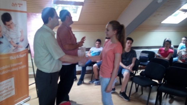 image-0.02.01.834f0453e7ec70b76c65905e303768ef9630918a8ae098e3308c78dc45729cd5-V